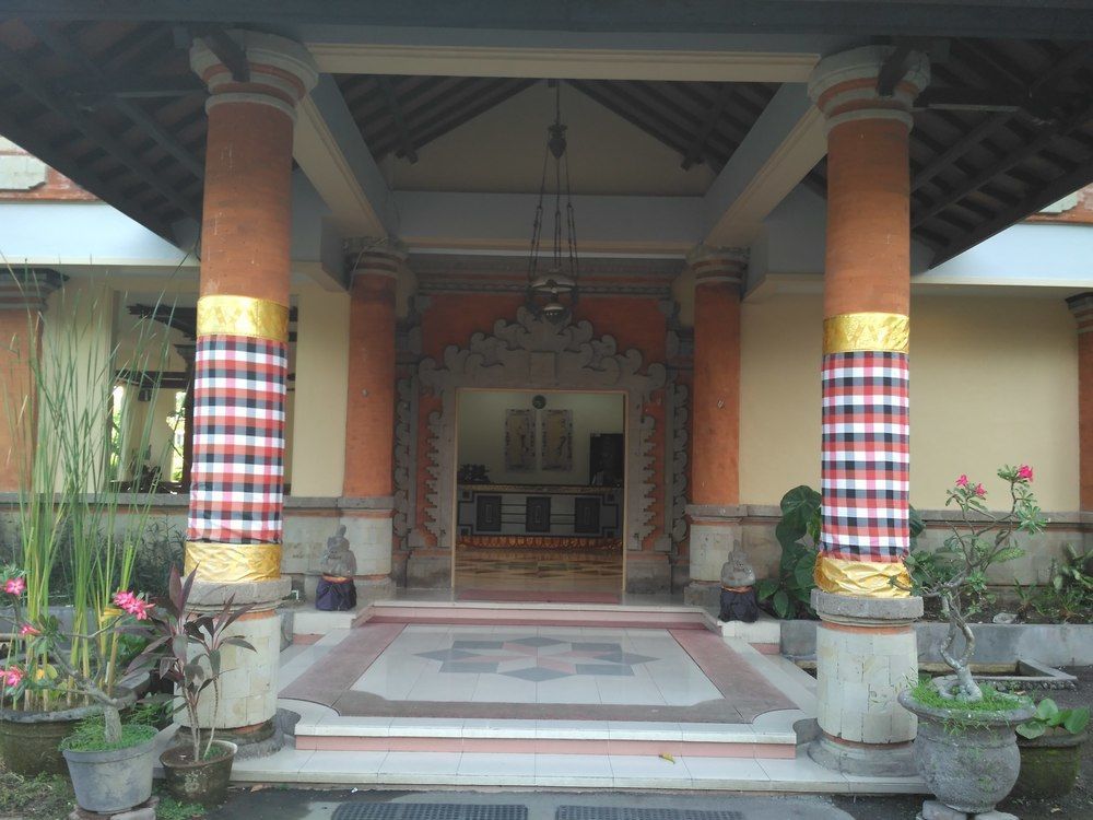 Hotel Oranjje Dempasar Exterior foto